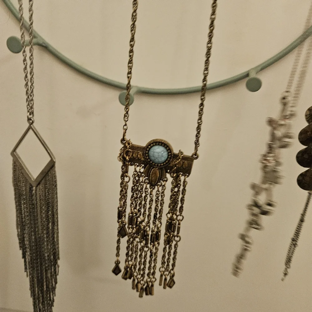 NECKLACE BUNDLE - Picture 5 of 9